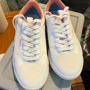 New shoes I never used